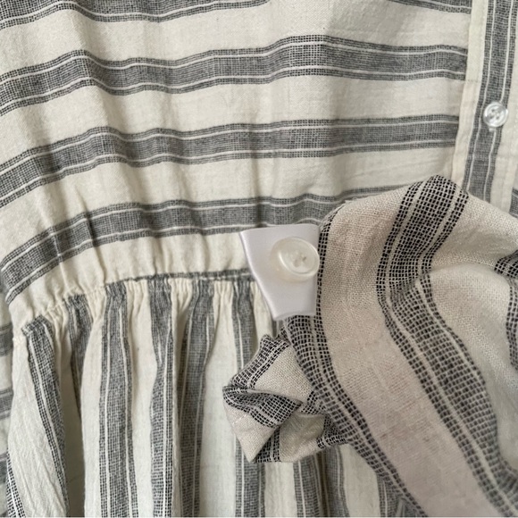 Linen high neck dress. Built By Wendy 2010 - Picture 7 of 12